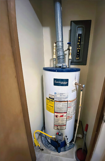 https://morleyhotwater.com.au/uploads/2025/06/gas-hot-water-system-40702.jpg