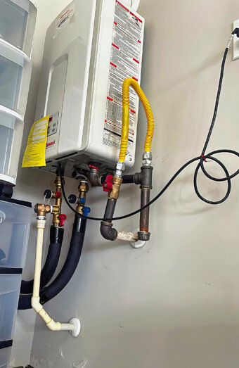 https://morleyhotwater.com.au/uploads/2025/06/instant-hot-water-systems-65049.jpg